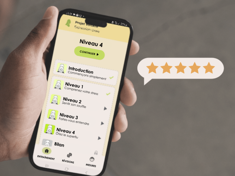 Un homme s'exerce sur l'application Octave Projet Voltaire.
